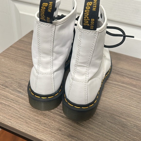 DR MARTENS WOMEN 1460 white leather LACED IN SIZE 6 - Picture 10 of 10